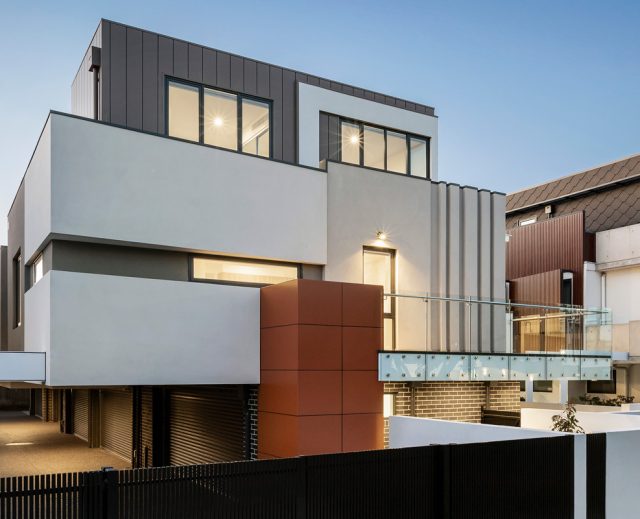 Apricot West Britford Arch